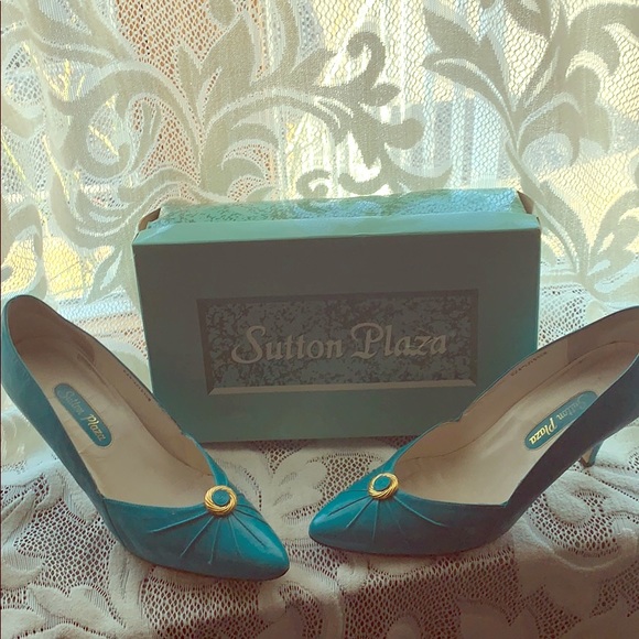 Vintage Sultan plaza turquoise Heels - Picture 1 of 8